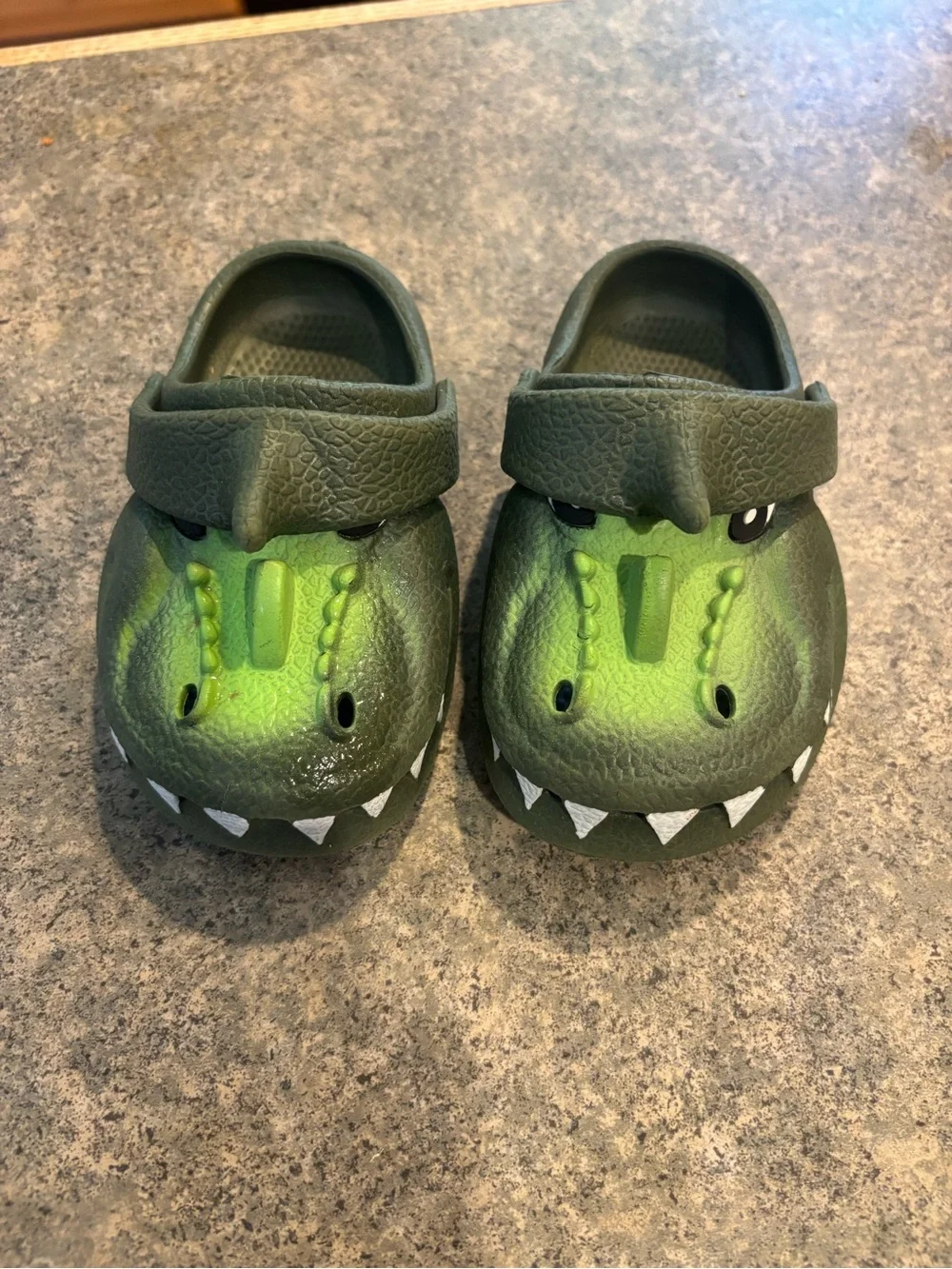 Kids' Green Dinosaur Clog Shoes